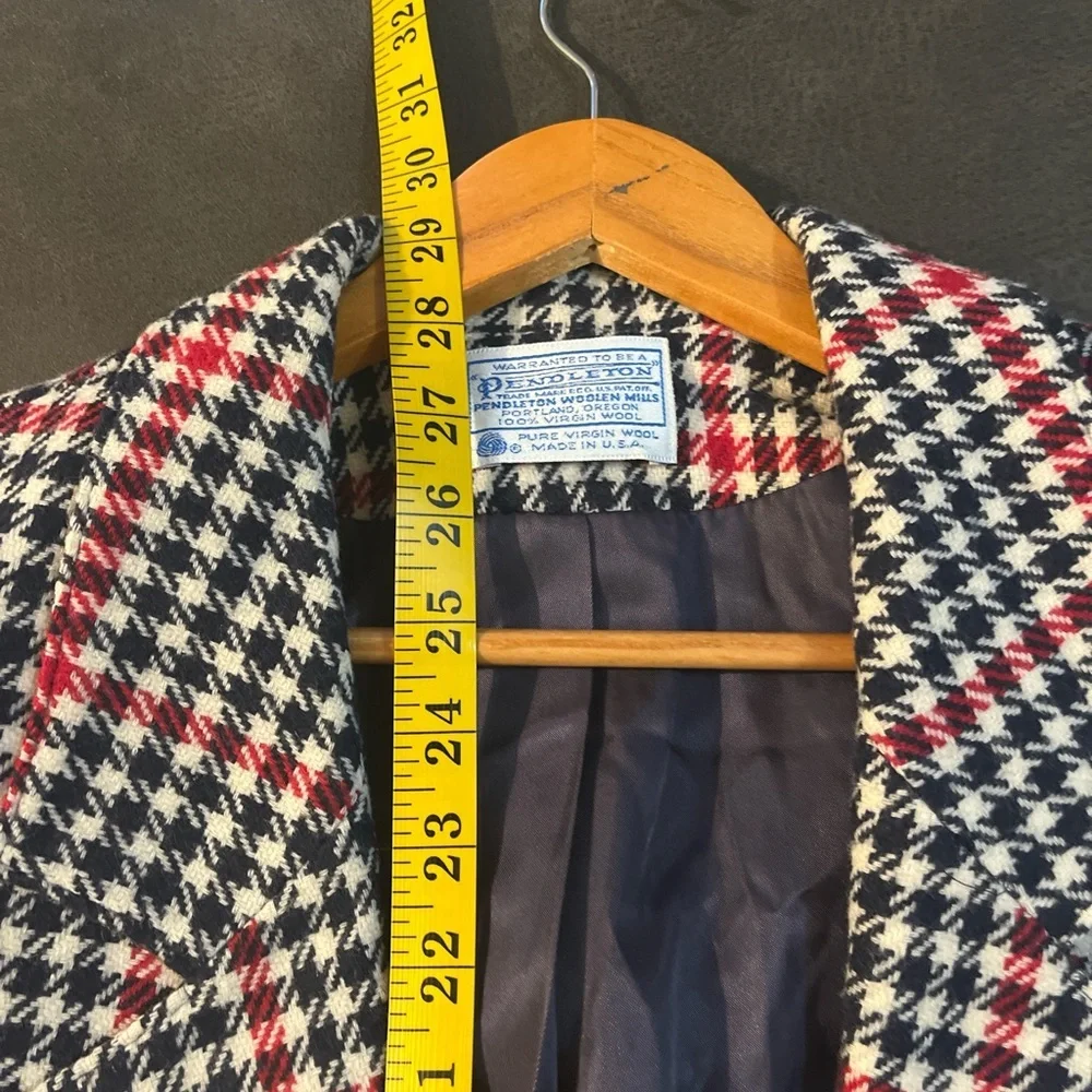 Pendleton VTG  Black and Red Checkered Blazer New Virgin Wool USA L